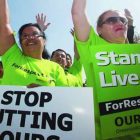 20130904walmart_workers.jpg